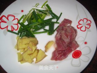 【粤菜】芥菜海鱼汤的做法步骤：2