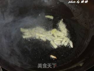 茼蒿煮海鱼的做法步骤：4