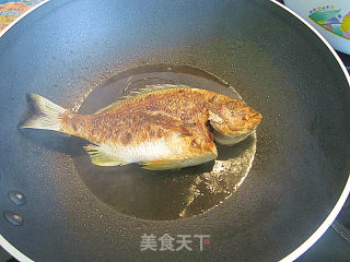 紫苏蒜头豆豉鱼的做法步骤：4