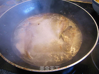 芥菜鱼汤的做法步骤：3