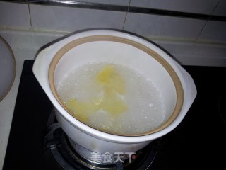砂锅煮海鱼汁的做法步骤：4