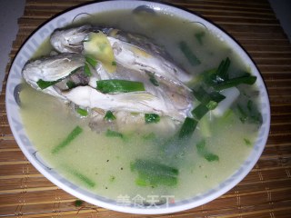 砂锅煮海鱼汁的做法步骤：7