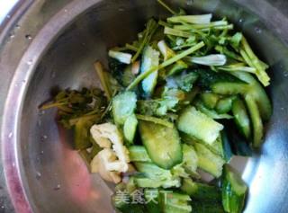 黄瓜拌蟹肉的做法步骤：4