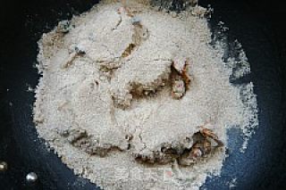 盐焗蟹的做法步骤：6