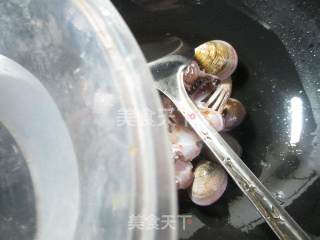 圆蛤煮螃蟹 的做法步骤：5
