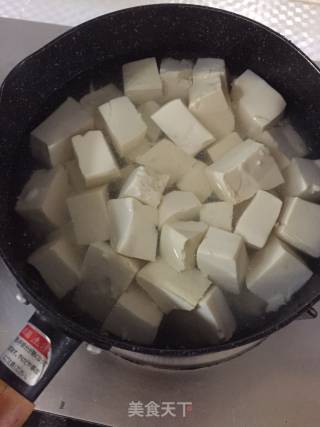 蟹黄豆腐的做法步骤：3
