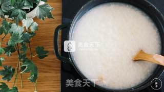 一厨作珐琅锅之煮出会“开花”的螃蟹粥的做法步骤：4