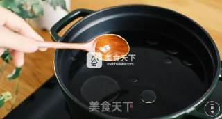 一厨作珐琅锅之煮出会“开花”的螃蟹粥的做法步骤：3