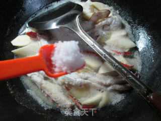茭白煮螃蟹的做法步骤：8