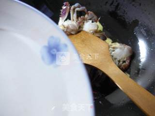 沙茶酱炒螃蟹的做法步骤：5