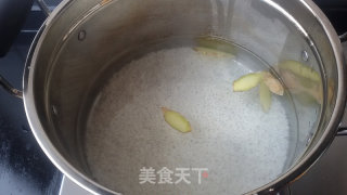螃蟹粥的做法步骤：2