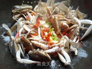 红烧螃蟹的做法步骤：5