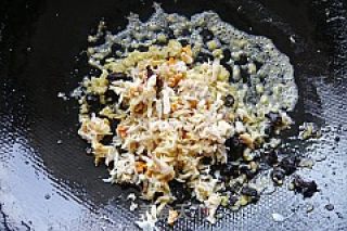 豆豉蟹肉烧粉丝的做法步骤：5