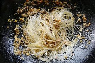 豆豉蟹肉烧粉丝的做法步骤：9