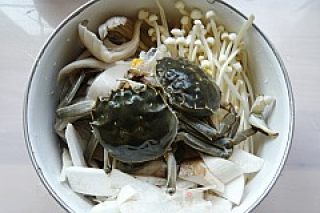 原汁原味——菌菇蟹汤的做法步骤：6