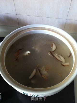 海鲜砂锅粥的做法步骤：6