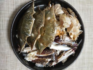 姜葱炒海蟹的做法步骤：3