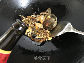 香辣蟹炒年糕的做法步骤：9