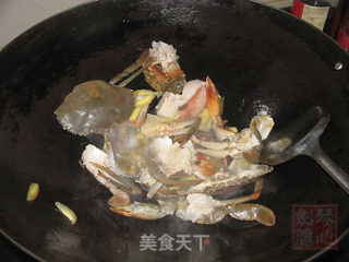 晚餐时间-姜葱焗蟹的做法步骤：2