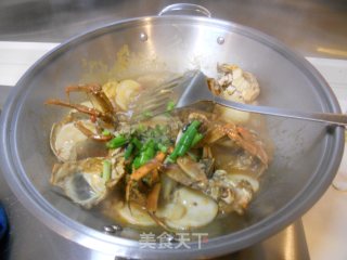 螃蟹炒年糕的做法步骤：9