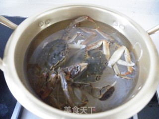 冬天螃蟹的惬意吃法---螃蟹粉丝煲的做法步骤：8