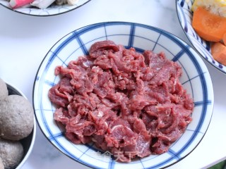 海鲜+牛肉鸳鸯火锅的做法步骤：5