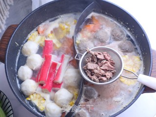 海鲜+牛肉鸳鸯火锅的做法步骤：10