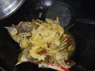 咖喱蛋炒蟹的做法步骤：7