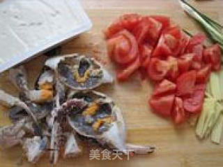 蕃茄梭子蟹豆腐煲的做法步骤：4