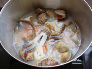 海鲜粥的做法步骤：3