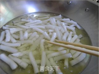 膏蟹炒韩国年糕的做法步骤：5