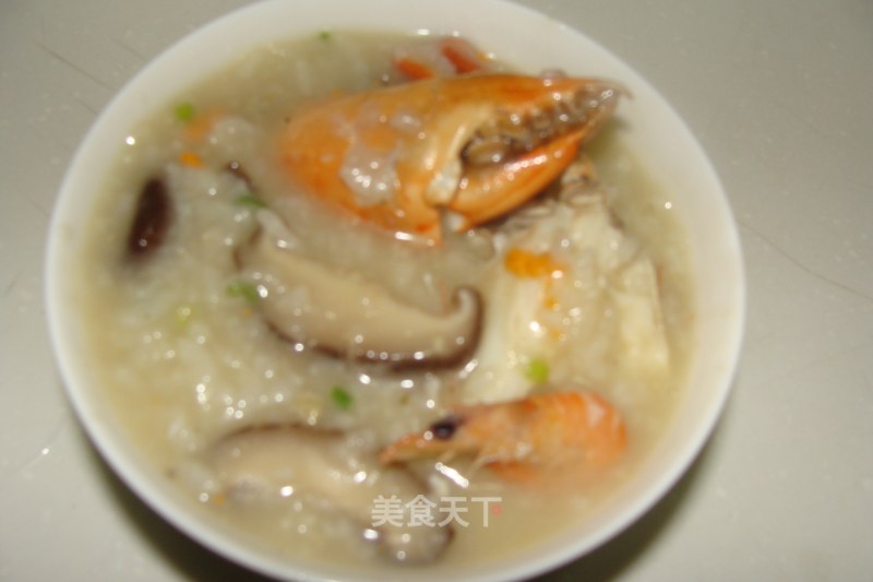 膏蟹鲜虾香菇粥的做法