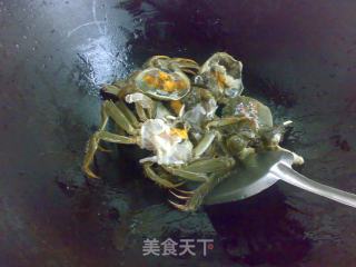 咖喱油煮毛蟹的做法步骤：3