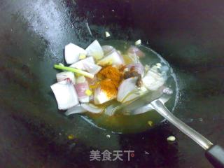 咖喱油煮毛蟹的做法步骤：4