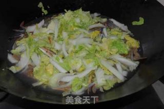 大口吃蟹------三眼蟹白菜汤的做法步骤：7