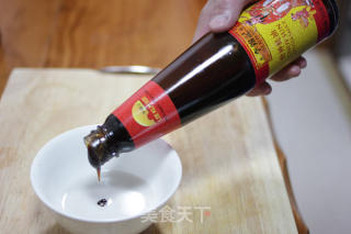 蚝油炒虾的做法步骤：4