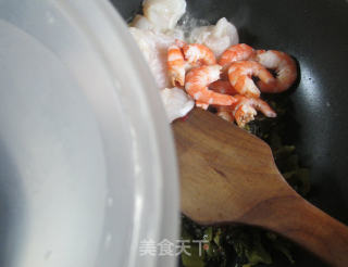 虾肉酸菜龙利鱼的做法步骤：6