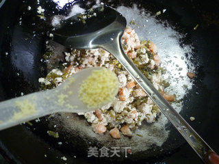 咸菜虾肉炒豆腐的做法步骤：8