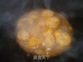 芹菜荸荠炒虾饼的做法步骤：6