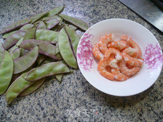 虾肉炒扁豆的做法步骤：1