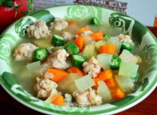 蔬菜汤汆虾肉丸的做法步骤：2