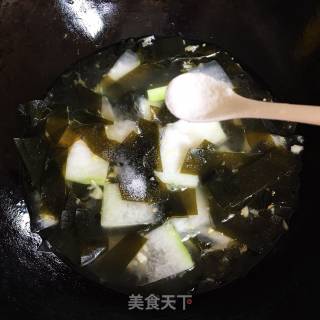 冬瓜虾皮海带汤的做法步骤：7
