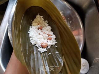 广式蛋黄香菇肉粽的做法步骤：15