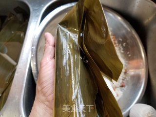 广式蛋黄香菇肉粽的做法步骤：19