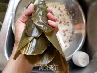 广式蛋黄香菇肉粽的做法步骤：20