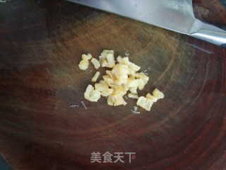 节瓜瑶柱虾米粉丝煲的做法步骤：4