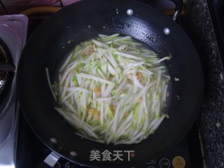 节瓜瑶柱虾米粉丝煲的做法步骤：12