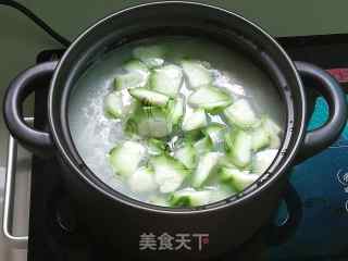 丝瓜香芋虾米粥的做法步骤：9