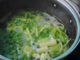 粉丝虾米芹菜汤的做法步骤：6