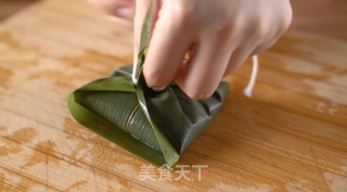 福袋肉粽的做法步骤：6